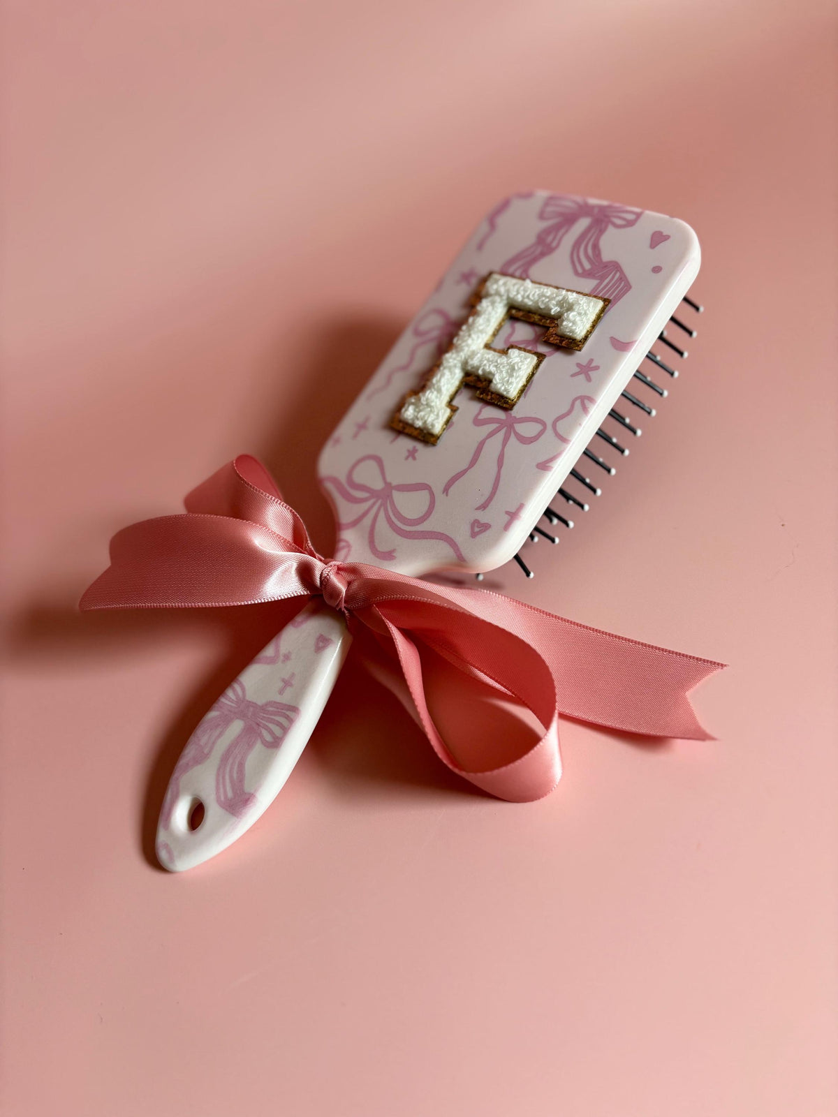 Personalized Hairbrush Custom Name Hairbrush Princess Theme Favor Gift for Coquette Bow Themed Birthday Party Spa Pamper Guest Party Favor
