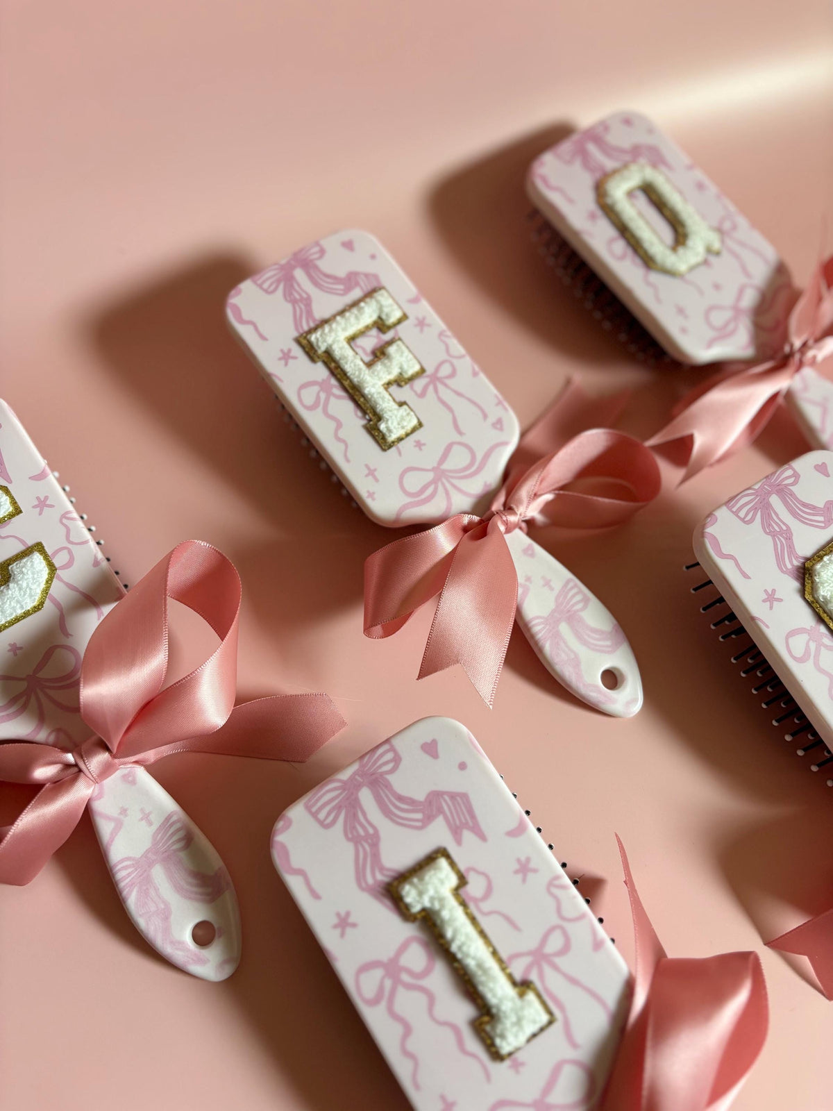 Personalized Hairbrush Custom Name Hairbrush Princess Theme Favor Gift for Coquette Bow Themed Birthday Party Spa Pamper Guest Party Favor