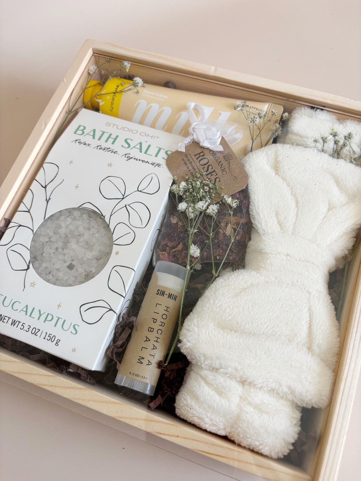 60th Milestone Birthday Gift Box Idea for Sister Personalized Milestone 60th Birthday Pamper Custom Gift Basket for Grandma Gigi Giftset