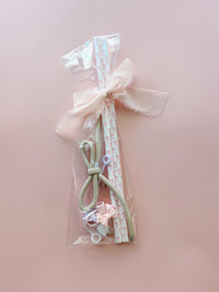 Coquette Bow Party Favor Goody Bag for 10 Year Old Birthday Guest Favor Preppy Girl Teen Favor Gift for Christmas Stocking Stuffer for Teen