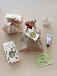 Self-Care Giftset for Women Christmas Pamper Stocking Stuffer under 20 Holiday Spa Gift Bag for Christmas Company Wellness Party Favor Gift