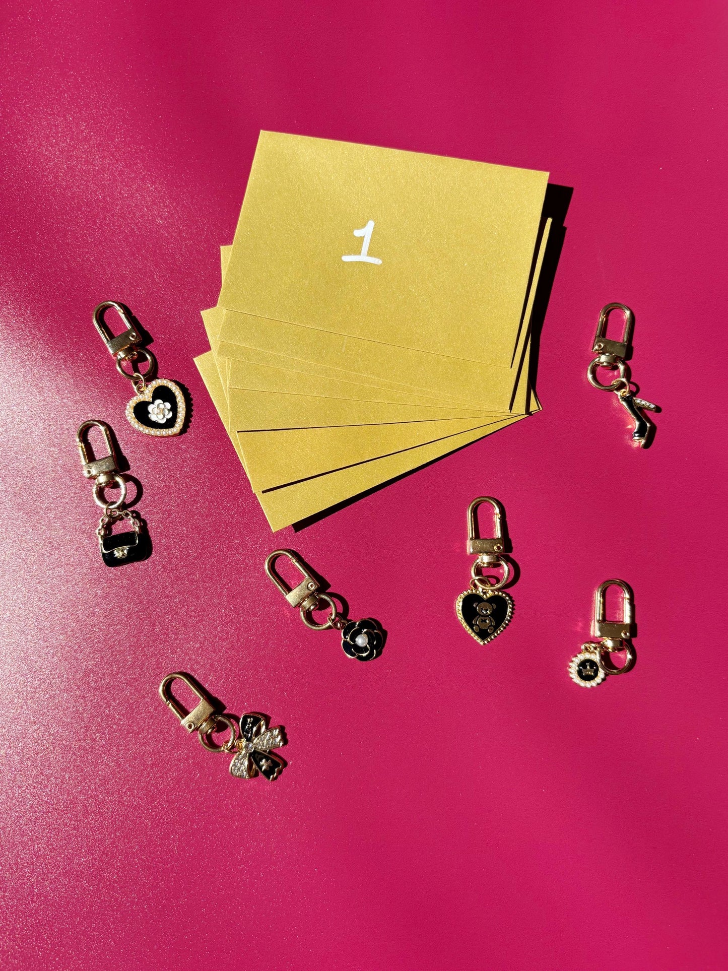 7 Days of Christmas Advent Calendar Purse Bag Charm Trendy Keychain Accessory Gift for Secret Santa Gift Holiday Party Coworker Exchange