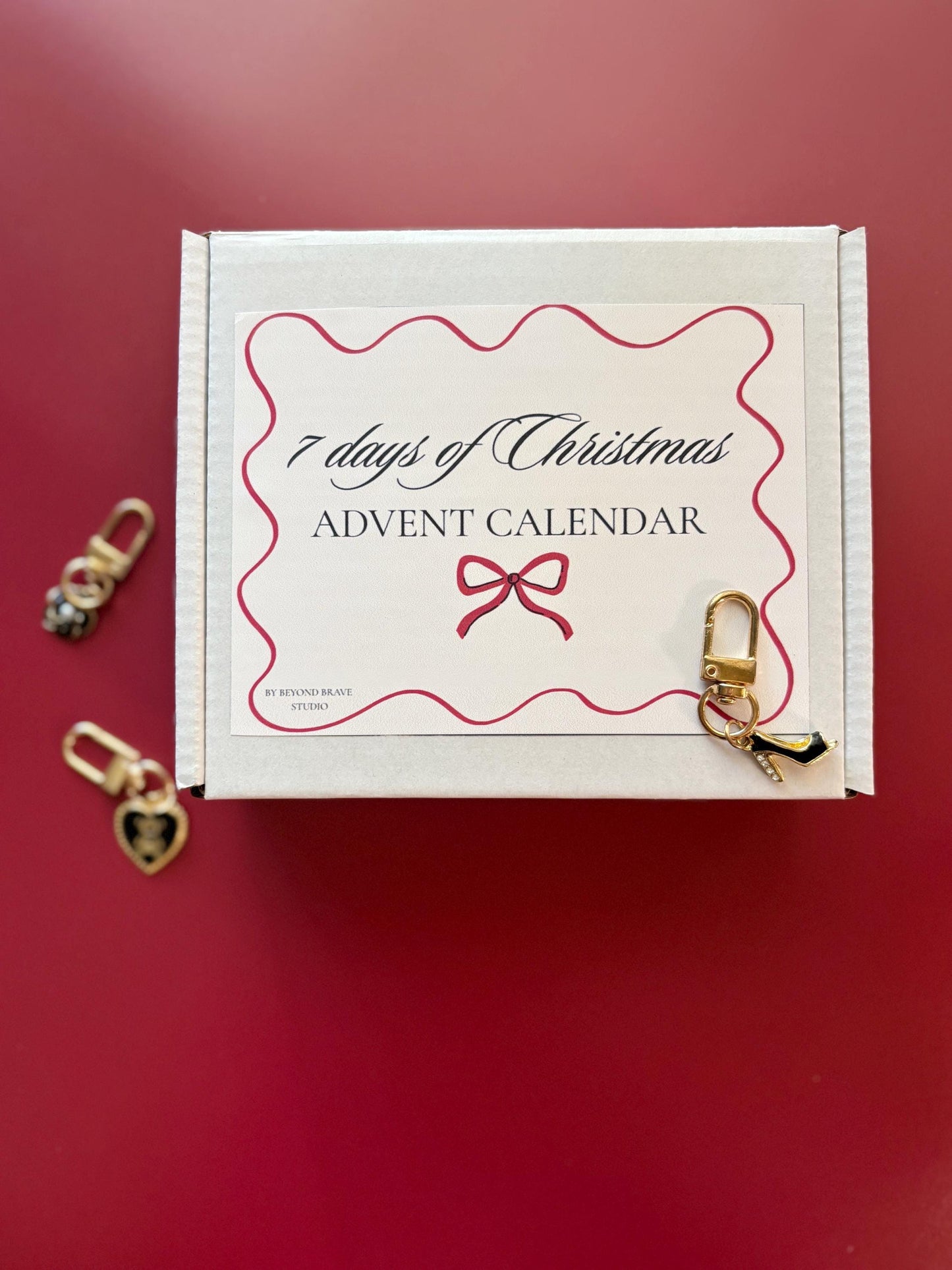 7 Days of Christmas Advent Calendar Purse Bag Charm Trendy Keychain Accessory Gift for Secret Santa Gift Holiday Party Coworker Exchange