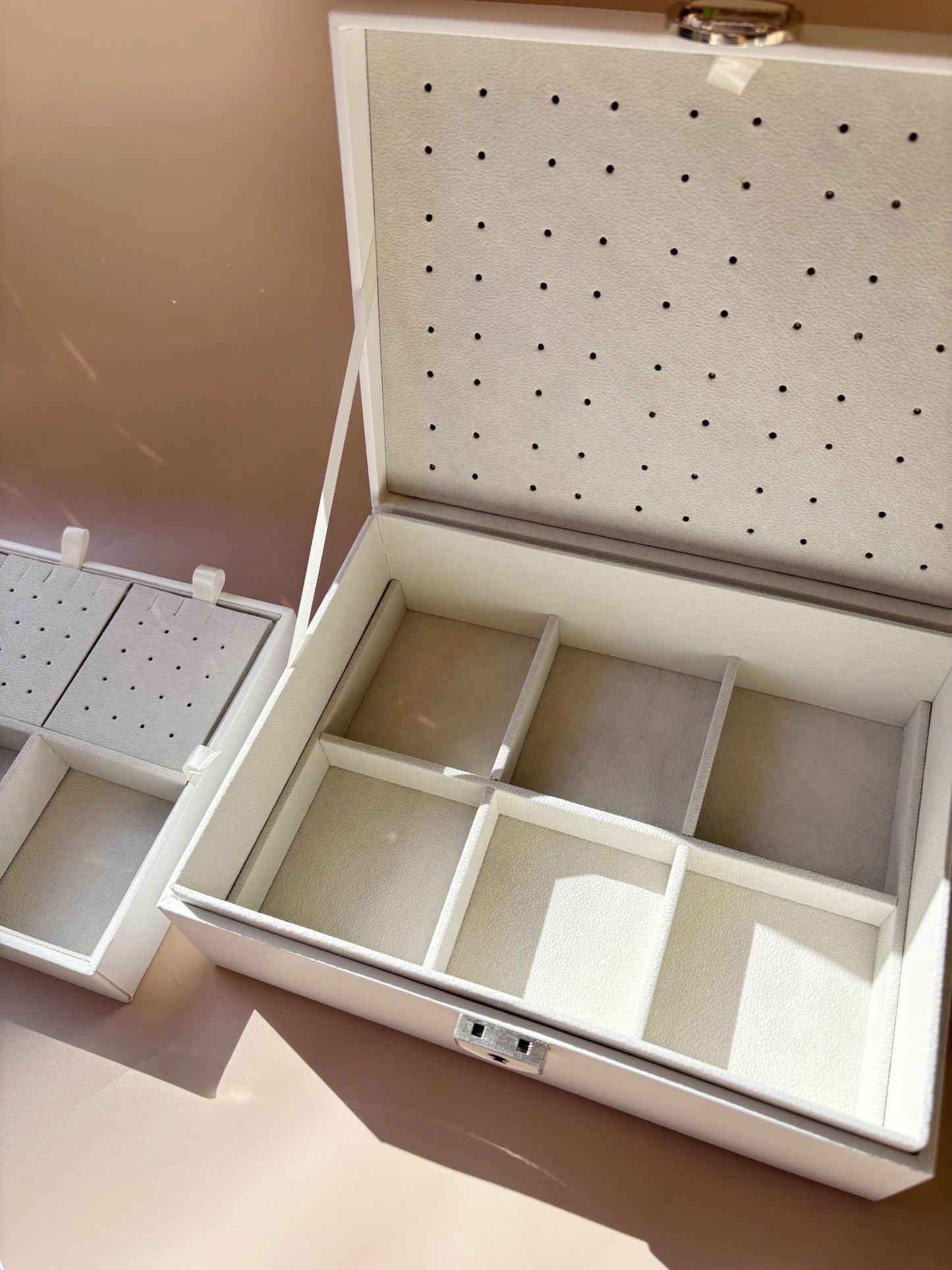 Personalized Jewelry Box Storage Organizer Keepsake Jewelry Giftbox for Women Jewelry Ring Holder Custom Earring Stud Organizer for Necklace